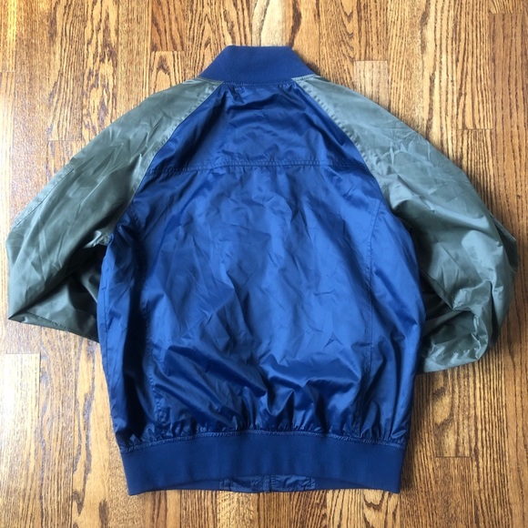 Guess Jacket - Picture 2 of 4